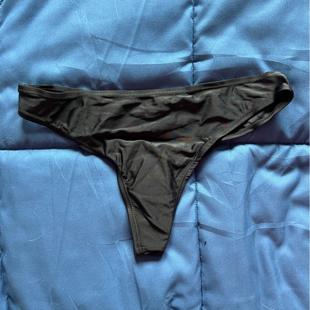 Black Thong / Cheeky Bikini Bottom | Tagged XL | Fits S/M